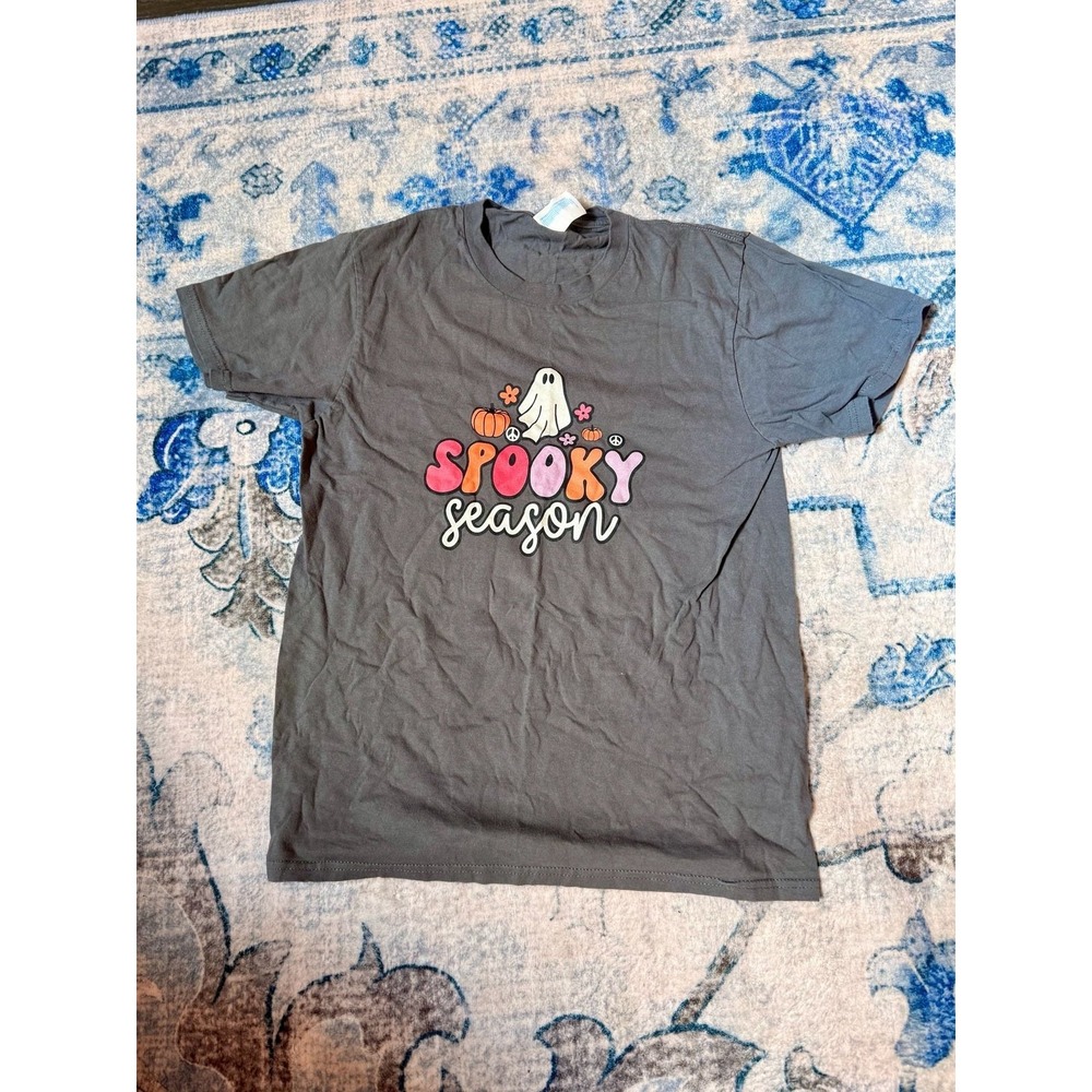 Spooky Season Retro Ghost Pumpkin Halloween Graphic T-Shirt Gray Youth Large